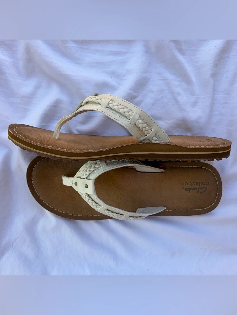 Clarks Fenner Nerice flip-flop sandals off white NWT Sz 11 Arch Comfort - Picture 2 of 6